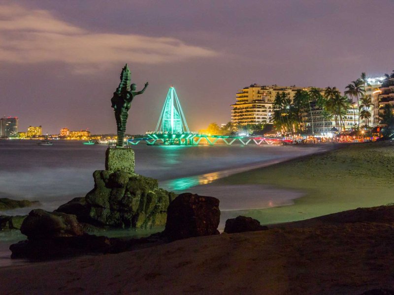 New Year’s Eve in Puerto Vallarta: Fun for the Whole Family!