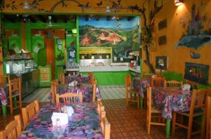 Restaurante-Planeta-Vegetariano-Puerto-Vallarta-001