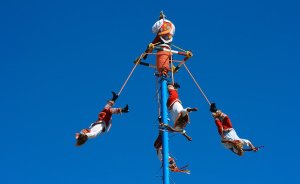 voladores_papantla_istock