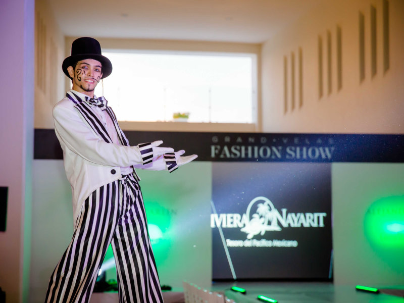 Grand Velas Fashion Show 2016