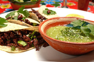 el-arrayan-restaurant-puerto-vallarta-tacos-chapulin