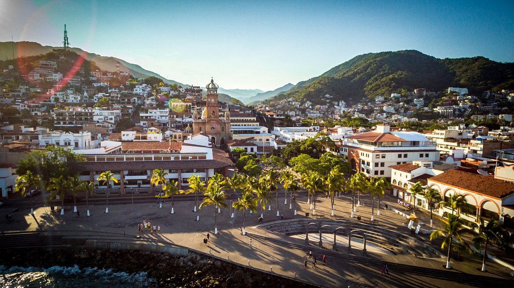 Vallarta-Nayarit in 2017; malecón, puerto vallarta