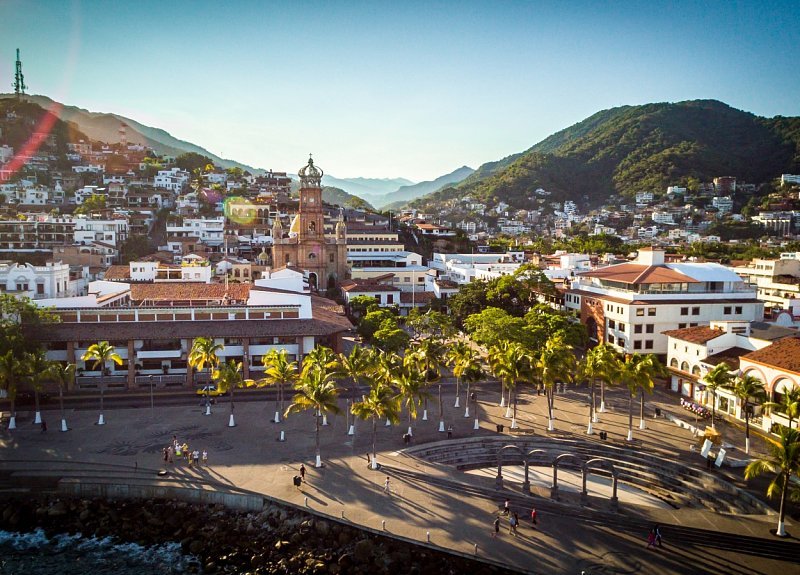 Vallarta-Nayarit in 2017; malecón, puerto vallarta