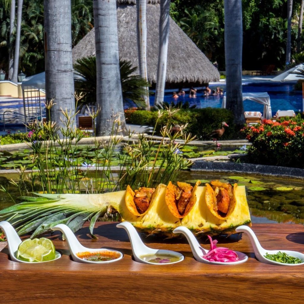 Tacos Hotel Casa Velas Hotel en Puerto Vallarta